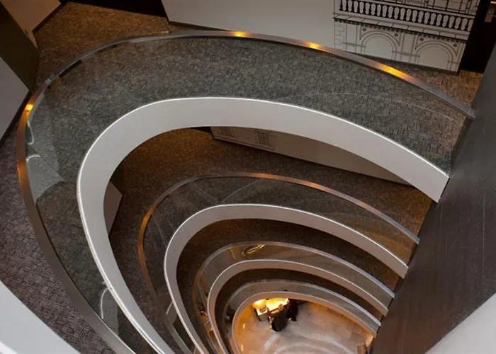 Ikonik Ramblas Otel Barselona