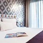 Hotel Ikonik Ramblas Barcelona