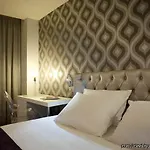 Ikonik Ramblas Hotel 4*