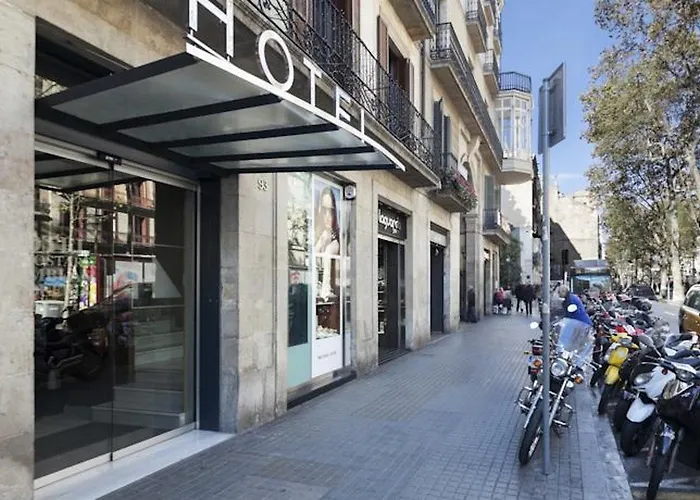 Ikonik Ramblas 4*
