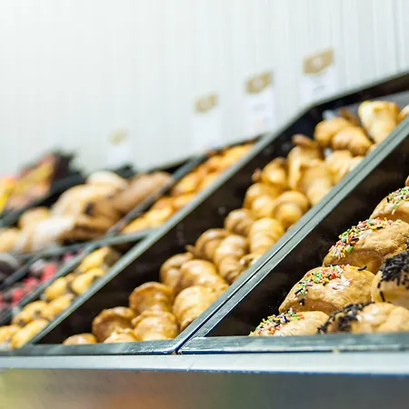 Otel Ikonik Ramblas 4*